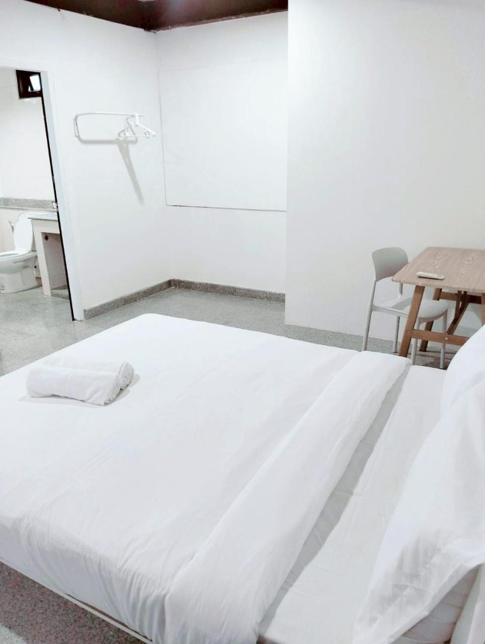 X Mitr Sukhumvit 2 Bts Nana Apartment